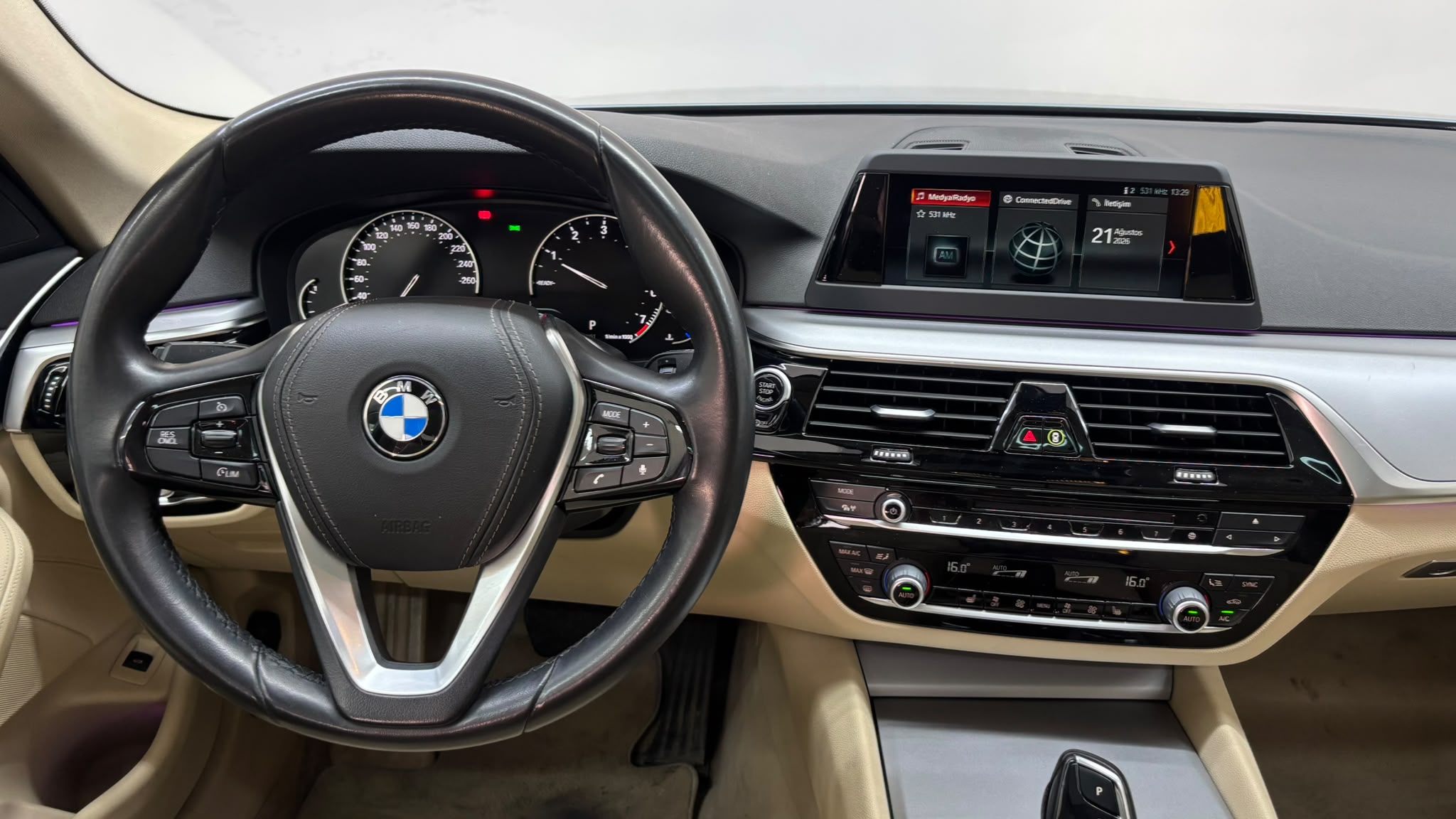 BMW 520i 18